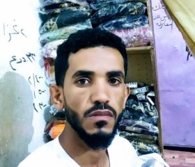 ابو مقناص, 18, Taizz