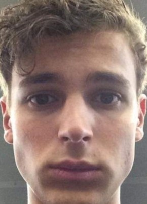 Banquo is hrny из Colchester 18 лет