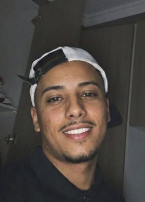 Pedro Henrique из Curitiba 19 лет