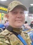 Vlad, 41, Konyshevka