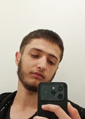 Parviz из Коломны 18 лет