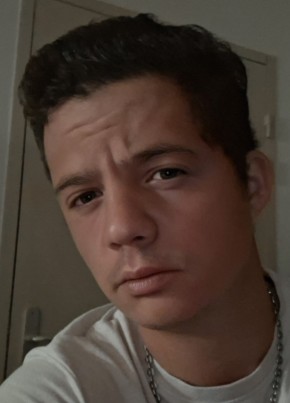 Alexis из Béziers 30 лет