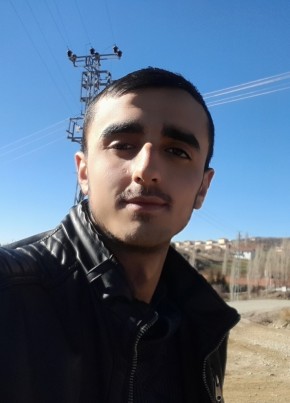 Ramazan, 19, Türkiye Cumhuriyeti, Ankara