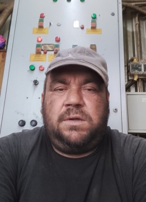 Николай из Морозовска 46 лет