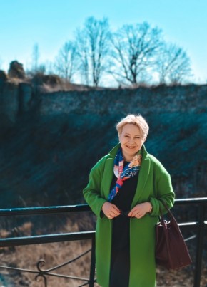 Алла из Коммунара 57 лет