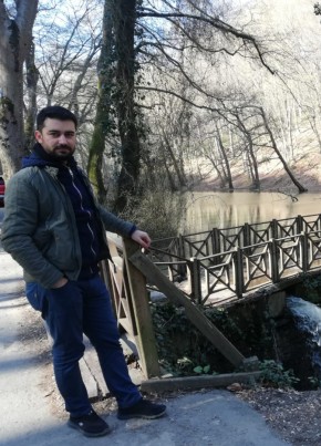 Ozan из İstanbul 35 лет