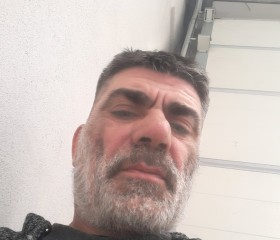 Matey, 40, Burgas