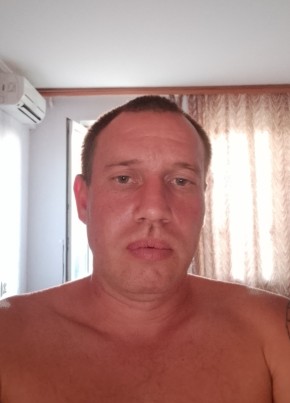 Санок из Новотроицка 30 лет