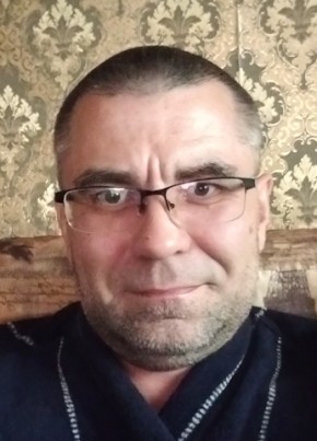 Толян из Екатеринбурга 42 года