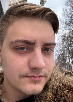 Владислав, 24, Россия, Железногорск (Курская обл.)