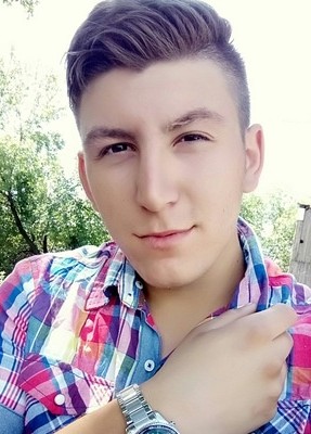 Oлeксaндрович, 26, Россия, Донецк