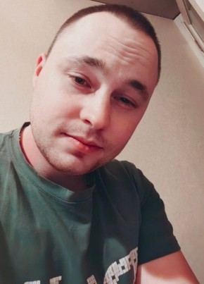 Aleksey, 29, Belarus, Baranovichi