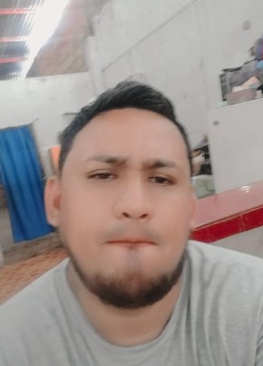 Romeo, 33, República del Ecuador, Pedro Carbo