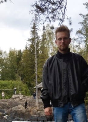 Павел из Москвы 23 года
