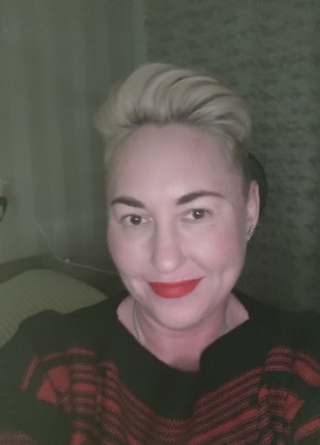 Olga, 47, Russia, Saint Petersburg