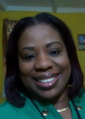 Lisa Robinson, 49, Jamaica, Kingston