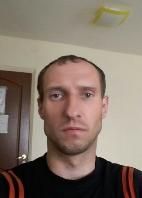Александр, 42, Россия, Гатчина