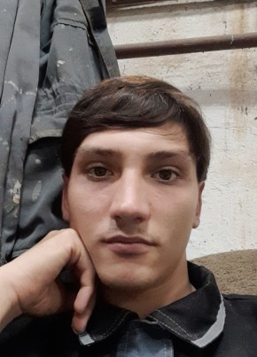 Роман, 23, Россия, Вача