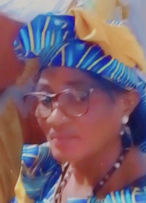 Françoise ngue, 46, Republic of Cameroon, Kribi