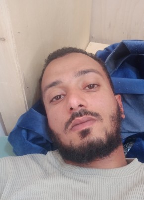 Adem из قنا 21 год