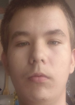 Дмитрий из Волгограда 18 лет