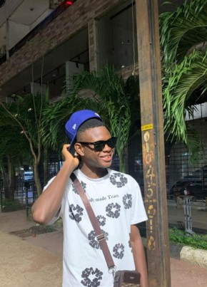 Omer из Abidjan 18 лет