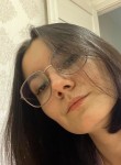 Lilya, 26, Moscow