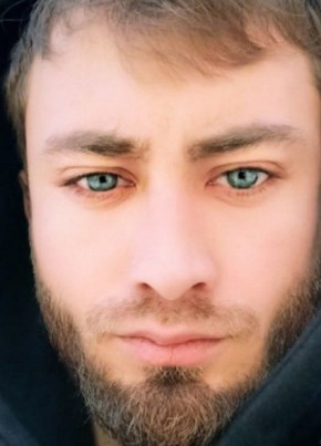 Евгений из Горно-Алтайска 32 года