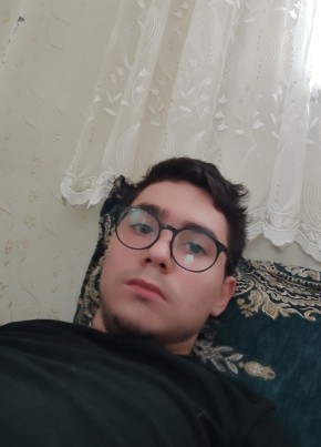 Halil ibrahim, 18, Türkiye Cumhuriyeti, Şanlıurfa