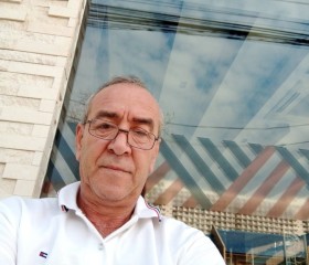 Mezi, 60, Tizi Ouzou