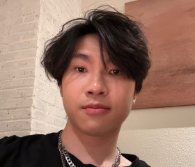 Pak, 28, Shenzhen