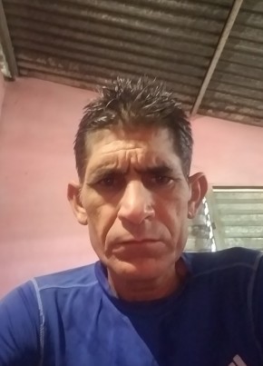 Luis Gómez león, 46, República de Cuba, Primero de Enero