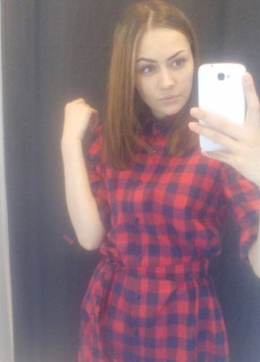 Алена, 28, Россия, Новосибирск