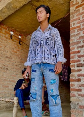 Nawazis, 19, India, Chāndpur
