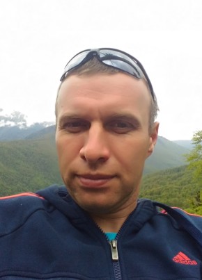 Sergey из Астрахани 44 года