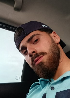Omer из Fügöd 26 лет