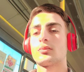 Mehdi, 18, Shiraz