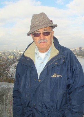 Игорь, 74, Россия, Санкт-Петербург