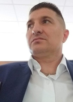 Александр из Ладушкина 46 лет
