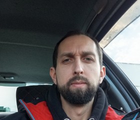 S, 32, Brussels
