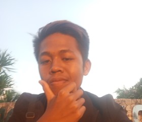 Komang miyasa an, 19, Singaraja