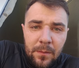 Ivan, 30, Gyumri