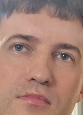 Evgeniy, 32, Russia, Saint Petersburg