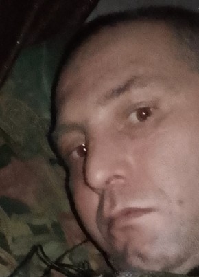 Олег, 43, Россия, Усть-Калманка