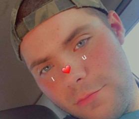 Ian Hinson, 22, Leesburg (State of Florida)