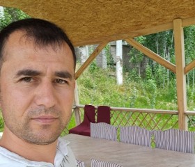 Nutfillo Davidov, 35, Moscow
