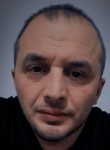 Selim, 43, Istanbul