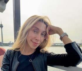 Виктория, 39 лет, Москва