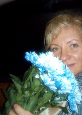 Анна, 45, Россия, Ленинградская