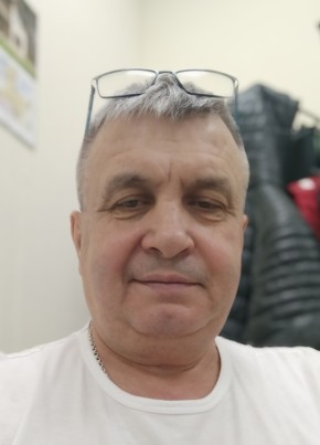Владимир из Москвы 52 года